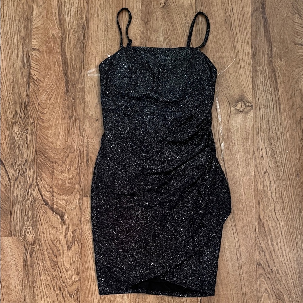 NWOT Crystal Doll Glitter Bodycon Dress
